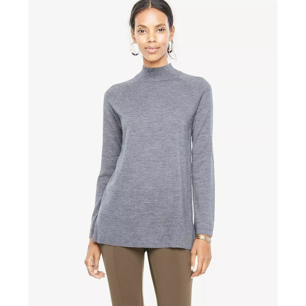 Ann Taylor EXTRAFINE MERINO WOOL MOCK NECK SWEATER XS NWT (2 small holes)